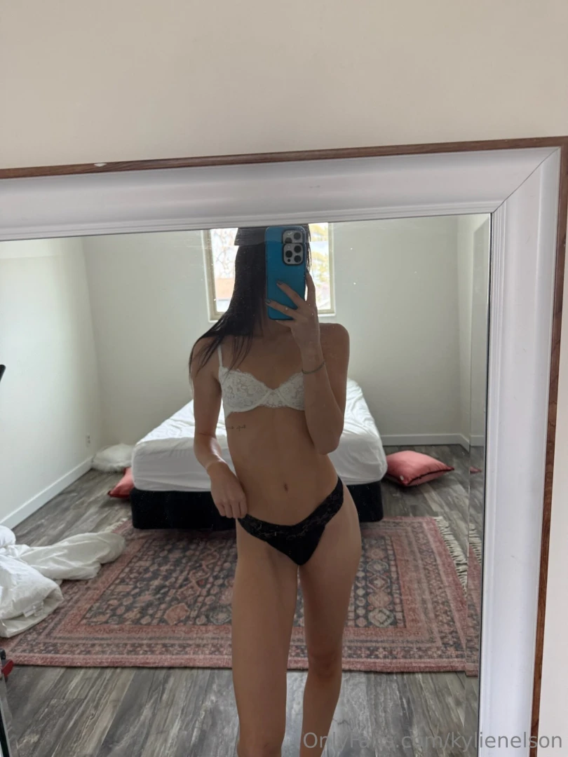 Let s go on a date and eat a huge pizza together part 4 