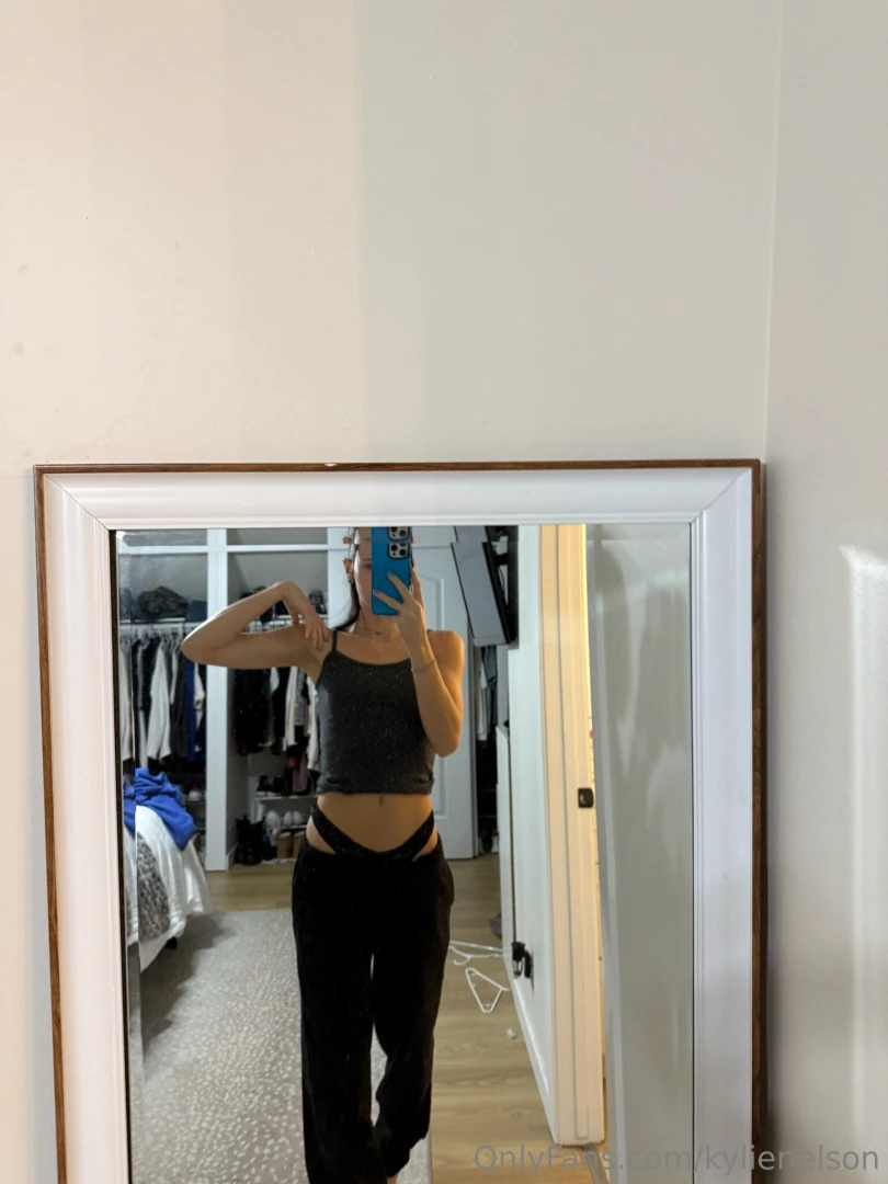 I ll be your good girl if you promise to break me later 