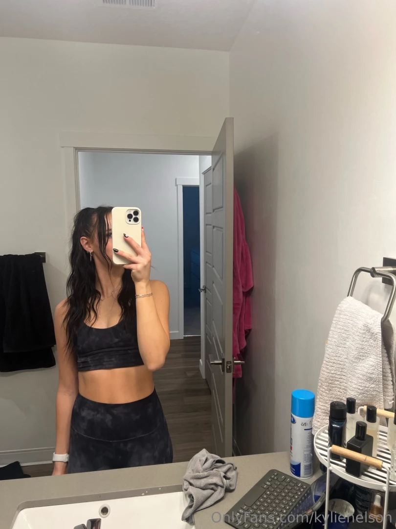 Happiness looks good on me part 4 