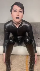 Come closer don t be afraid