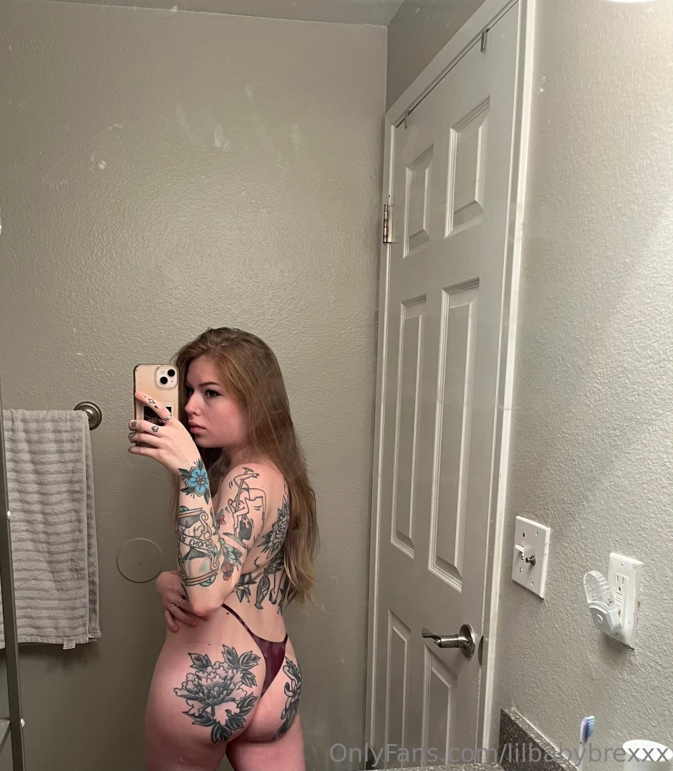 Mommy needs a massage would you rub me down in oil 