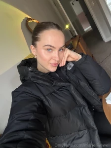 It s so chilly in florida but i know that you re here to keep me warm part 1