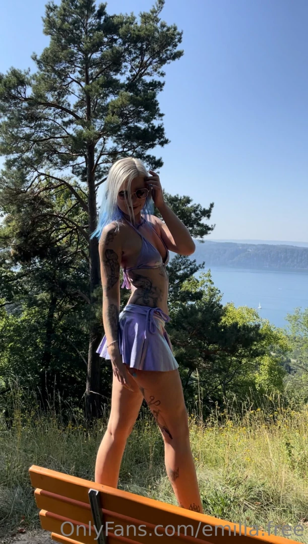Ich war letztens wandern und beim genie en der aussicht hatte ich auf 