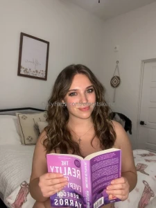 Do you wanna hear me read a story