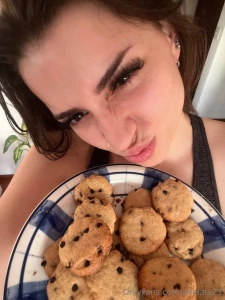 Do you want to try my hot cookies