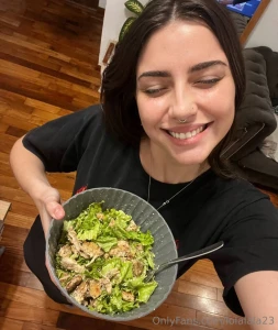 Yep i earned this bowl all of it and nope not sharing a caesar salad