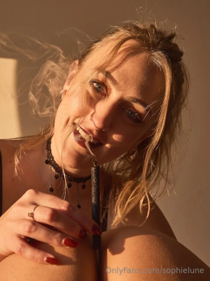 I love nothing more than to be entertained pampered and worship on my part 3 