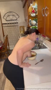Tits amp dip episode 7 beef vegetable soup i made sure it wasn t to