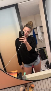 Who else is horny rn part 1