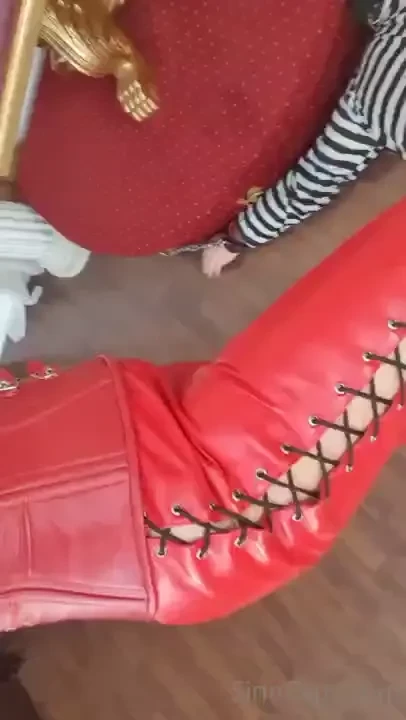 Behindthescenes i tied up my prisoner to the pedestal of my throne can 