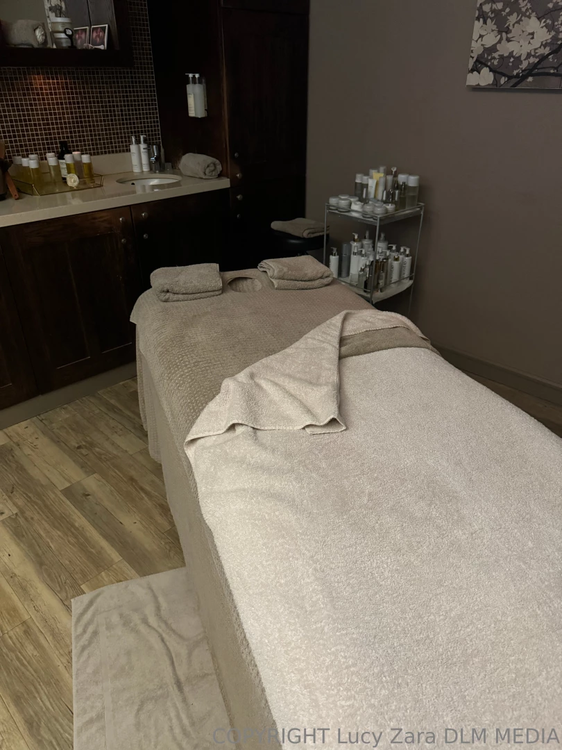 Had the most amazing full body massage this morning was bliss real part 2 