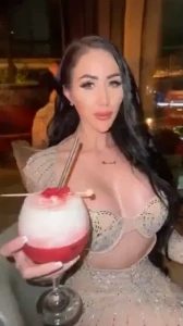 First person to tip this post 25 will receive 1000 worth of content part 3