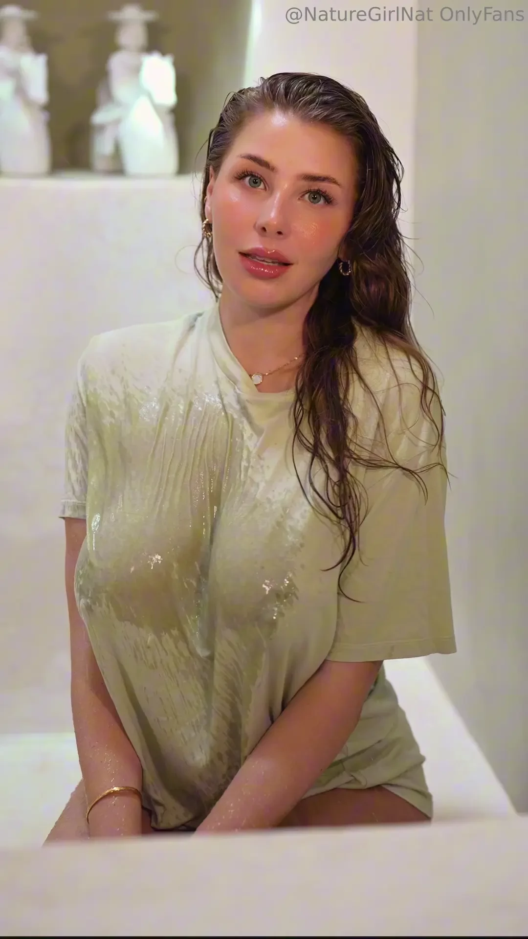 Go on make me wet for you 