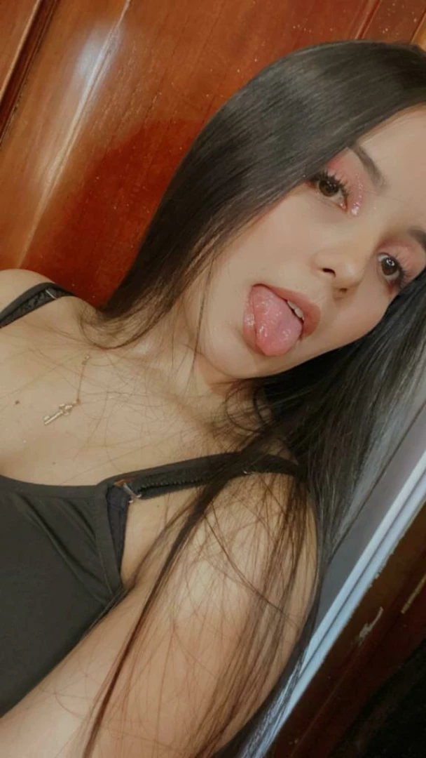 Tongue do you like it 