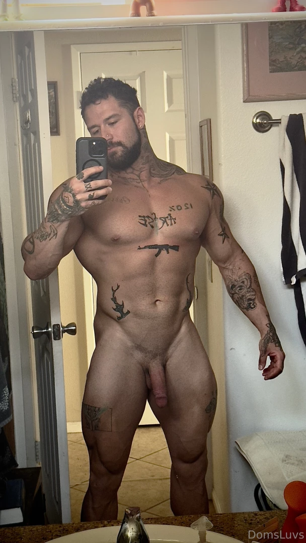 Body built for a spectacle 
