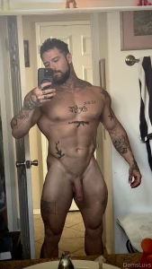 Body built for a spectacle