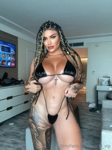 I love the way you stare part 21