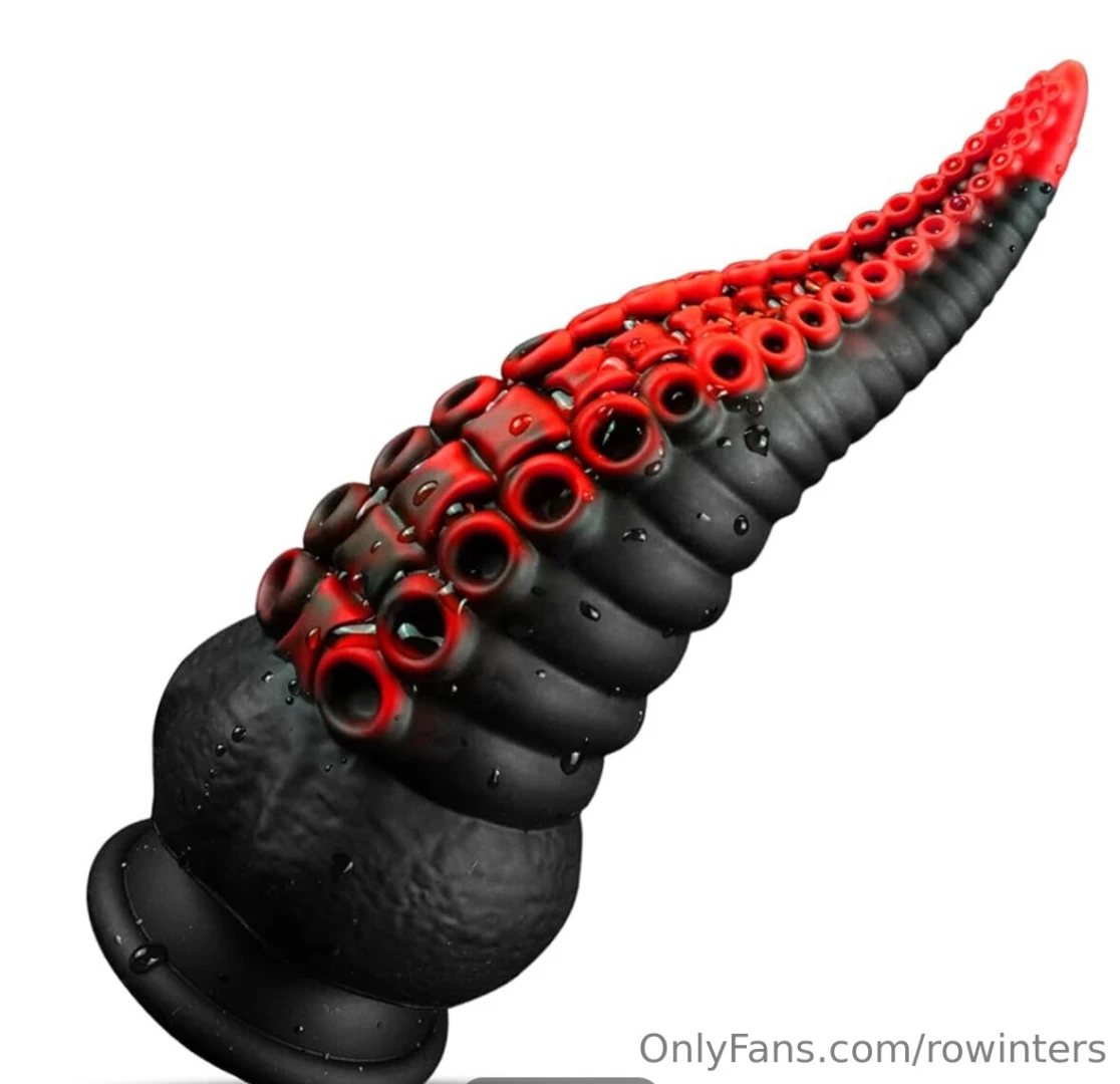 A new toy coming in tomorrow if you want to spoil me with toys like 