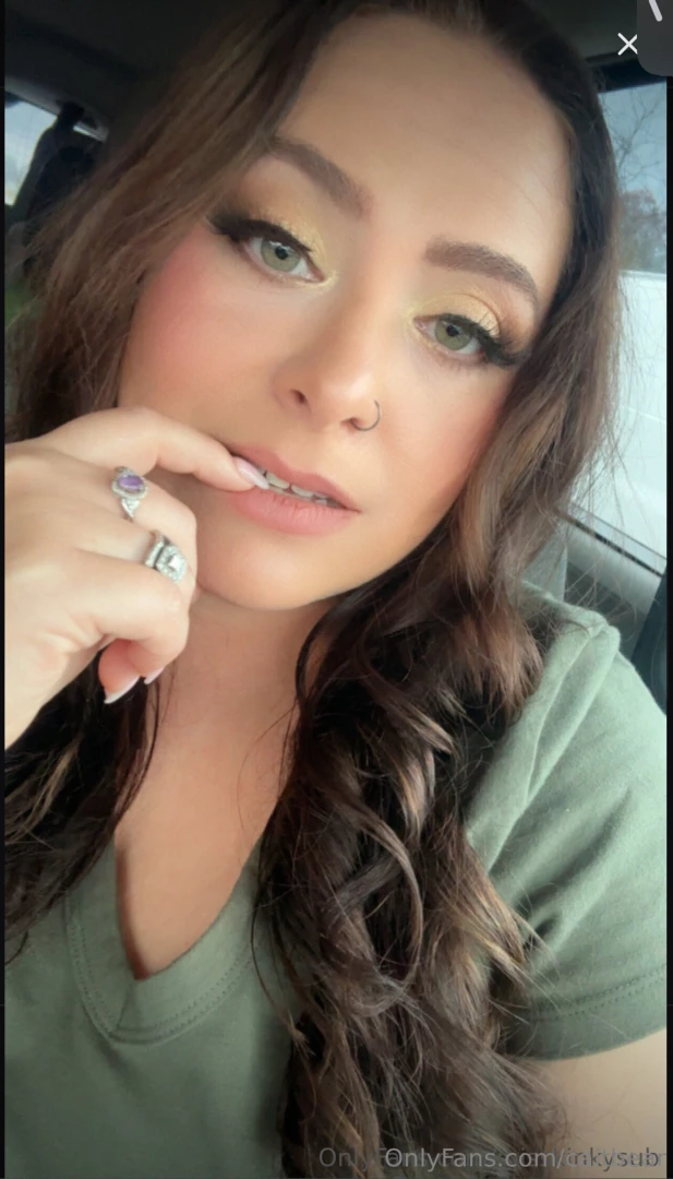 Sweet sassy sexy thicc kinky misskinkysub or get vip while on sale 