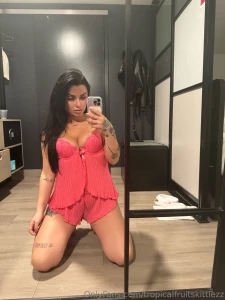 When in doubt mirror selfie it out casual comfy and confidently me