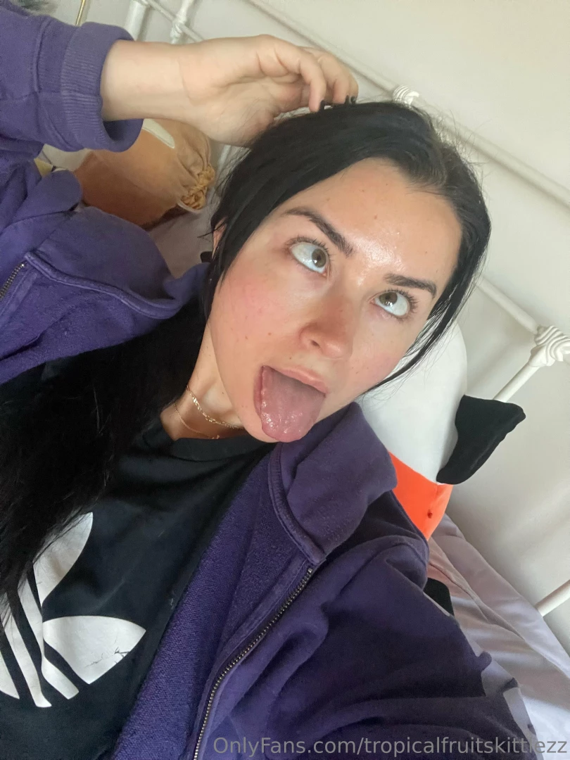 What s your fave wacky pose of me lol 