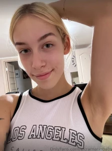 Free subscription this babe ultramarinbaby of 19 years loves sexting part 290