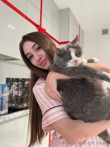 Don t be scared of my terry she s actually very kind