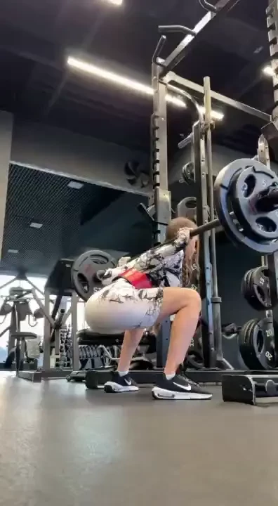 To have such a firm butt not only girls need to try but boys too how 