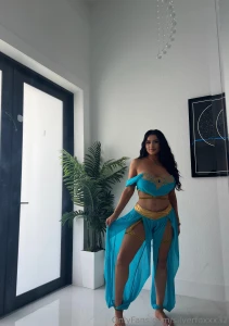 I dressed up as your favorite princess but i didn t stay covered for