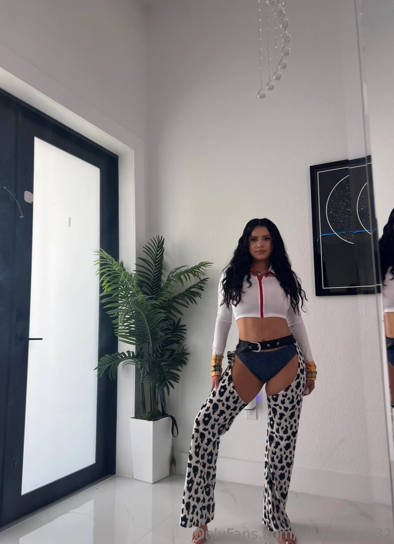 I dressed up as your favorite cowboy but i ended up naked on the range 