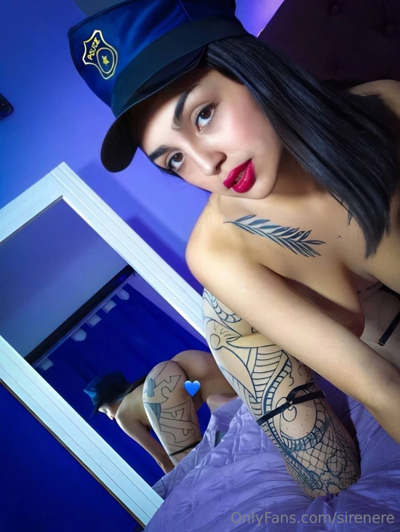 Fully tattooed latina with incredible curves hey hello i m lourdes i 