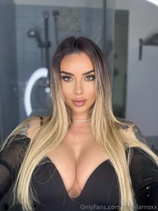 This post if you d cum on my pretty face