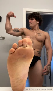Was doing some bodybuilding posing but then i decided to have you