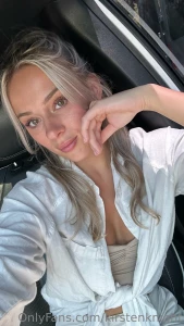 Pantyless shopping gt everything