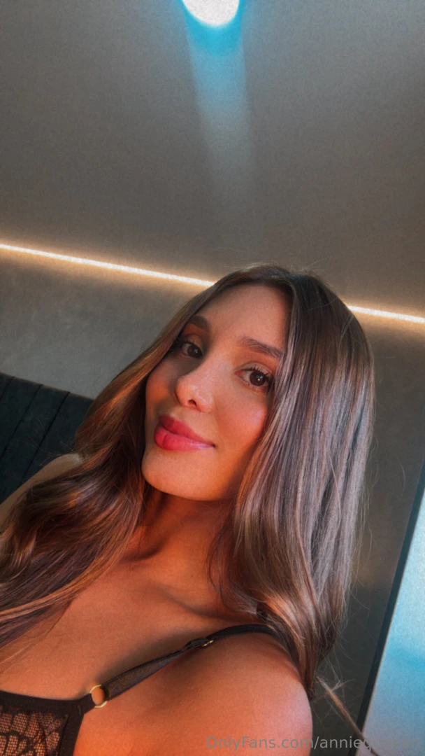 Super happy waiting for you in my dm 