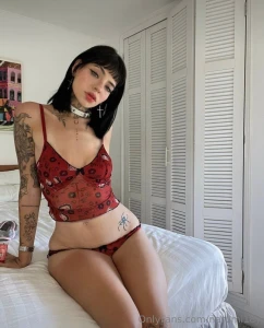 Follow this bby for exclusive content and a lot of preasure she s part 4