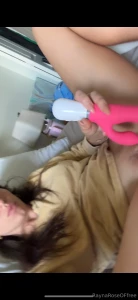 New solo cum sesh i haven t been fucked in weeks so i ve been crazyyy