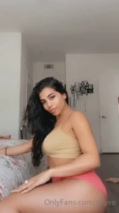 Ellyxo part 1