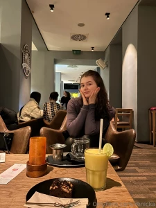 Bude mou druhou polovi kou a uk e mi cel sv j vnit n sv t