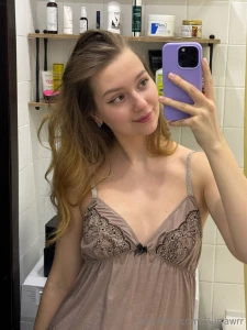 The bathroom shelves are done only 80 of the flat left