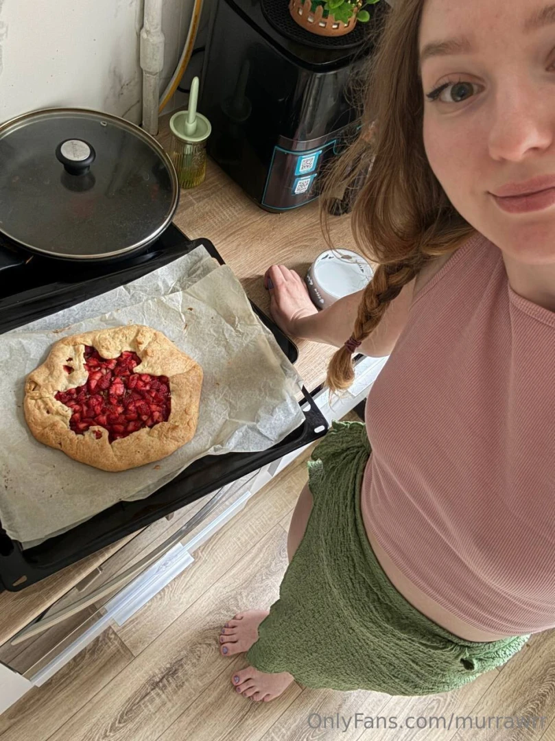 Made a little strawberry happiness with my own hands 