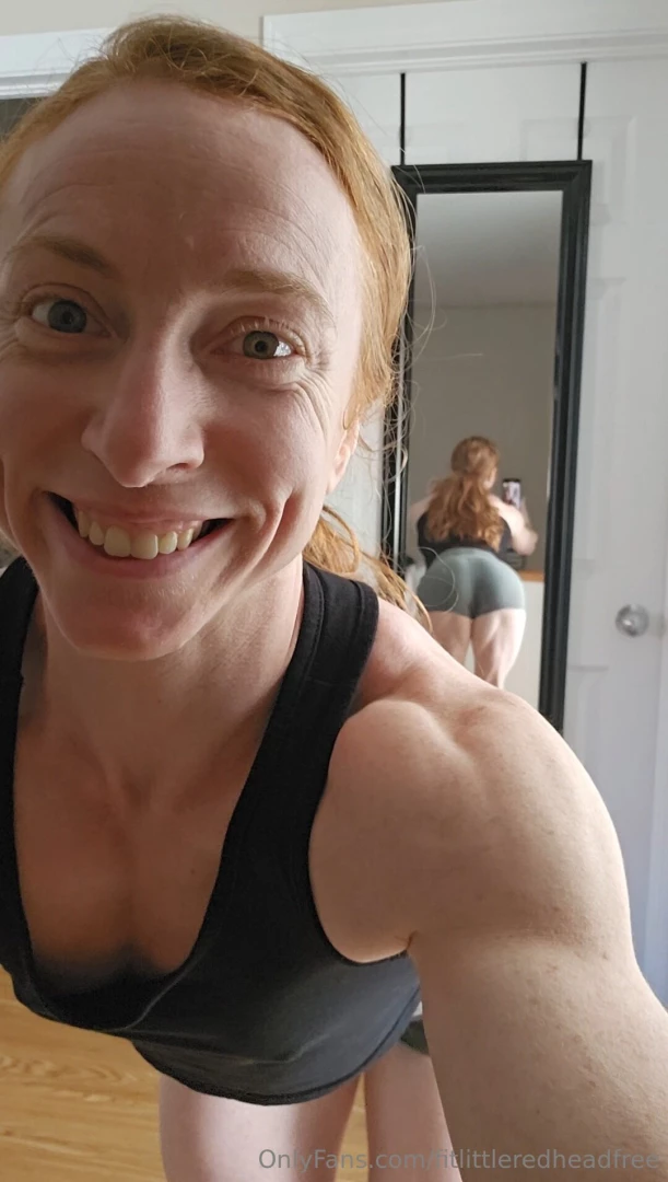 Look at those hamstrings 