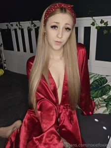 Slipping out of my clothes but i could use some help part 3