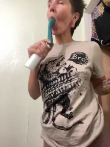 Come see me for free use my new toy free trial to peachberry420