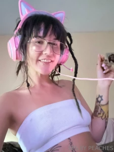 Come see my exclusive vip page babes xxx and 80 off peachberry420