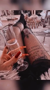 Mrs eule from is a naughty milf and wants to make your dreams come
