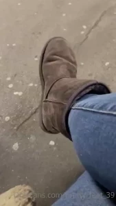 Would you worship my sweaty feet straight out of my uggs and in public part 5