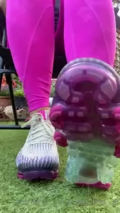 Reverse socks removal after jogging look how juicy and soft them soles