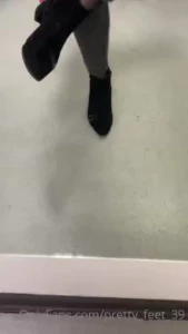 Do i have sweaty nylon lovers