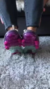 If you love sock removal juicy soles this video is definitely for you